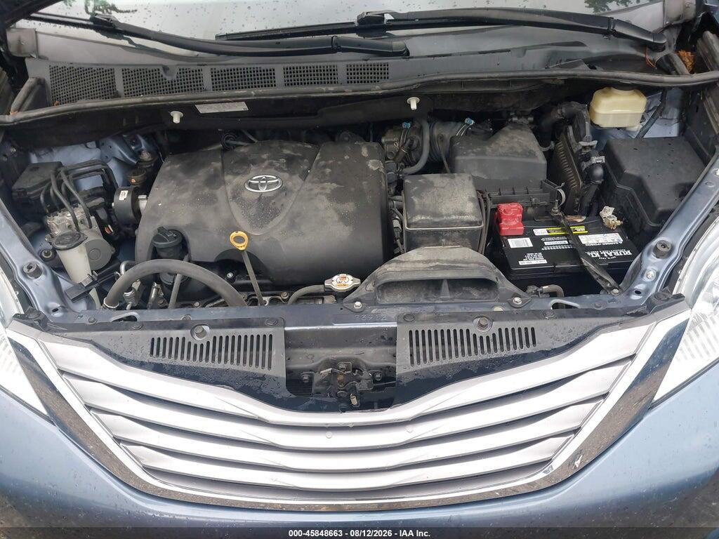 5TDYZ3DC6HS866213 2017 TOYOTA SIENNA photo no. 10