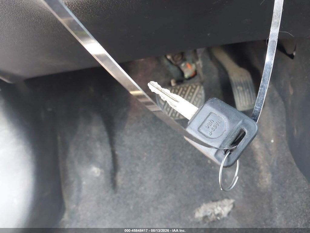 3N1CN7AP6HL849019 2017 NISSAN VERSA photo no. 11