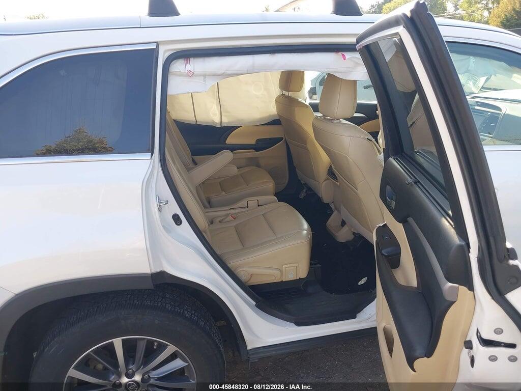 5TDJZRFH2HS458529 2017 TOYOTA HIGHLANDER photo no. 8