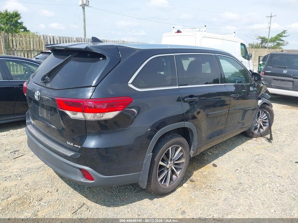 5TDJZRFH6HS473387 2017 TOYOTA HIGHLANDER photo no. 4