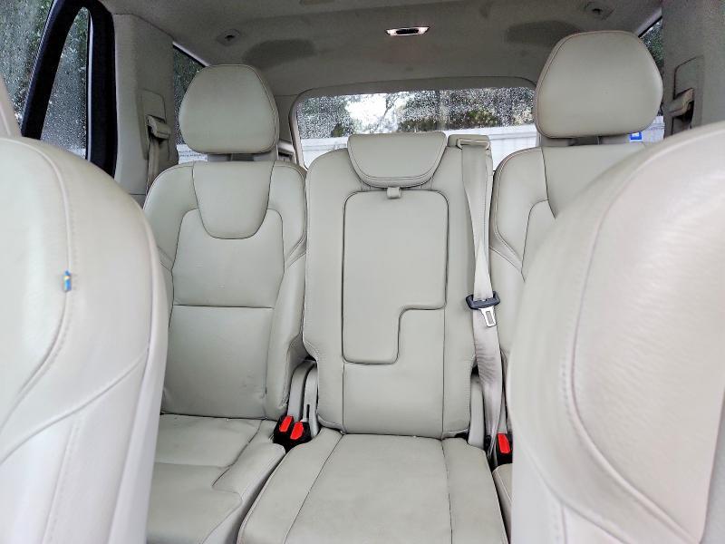 2016 VOLVO XC90 T6 — Фото 10 из 13