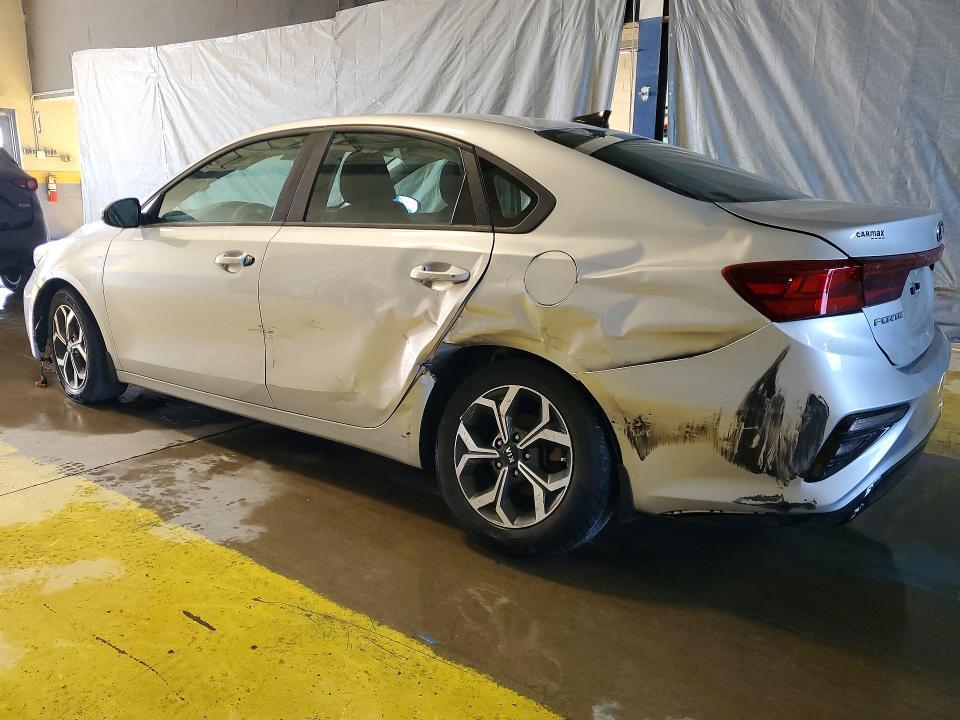 2019 KIA FORTE LXS — Фото 2 из 13