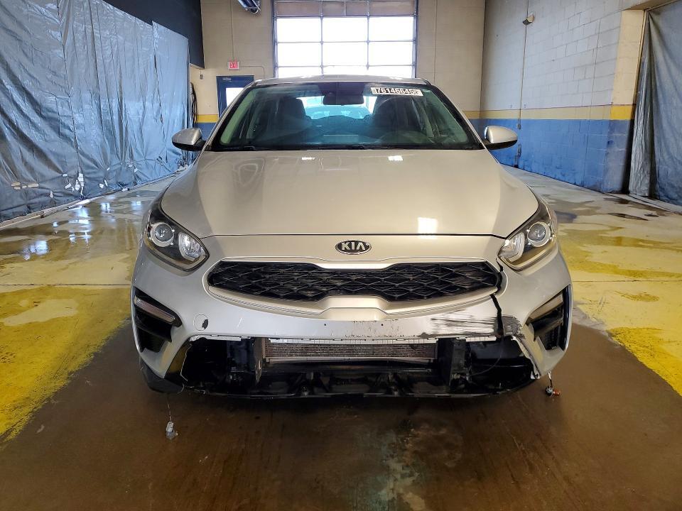 2019 KIA FORTE LXS — Фото 5 из 13