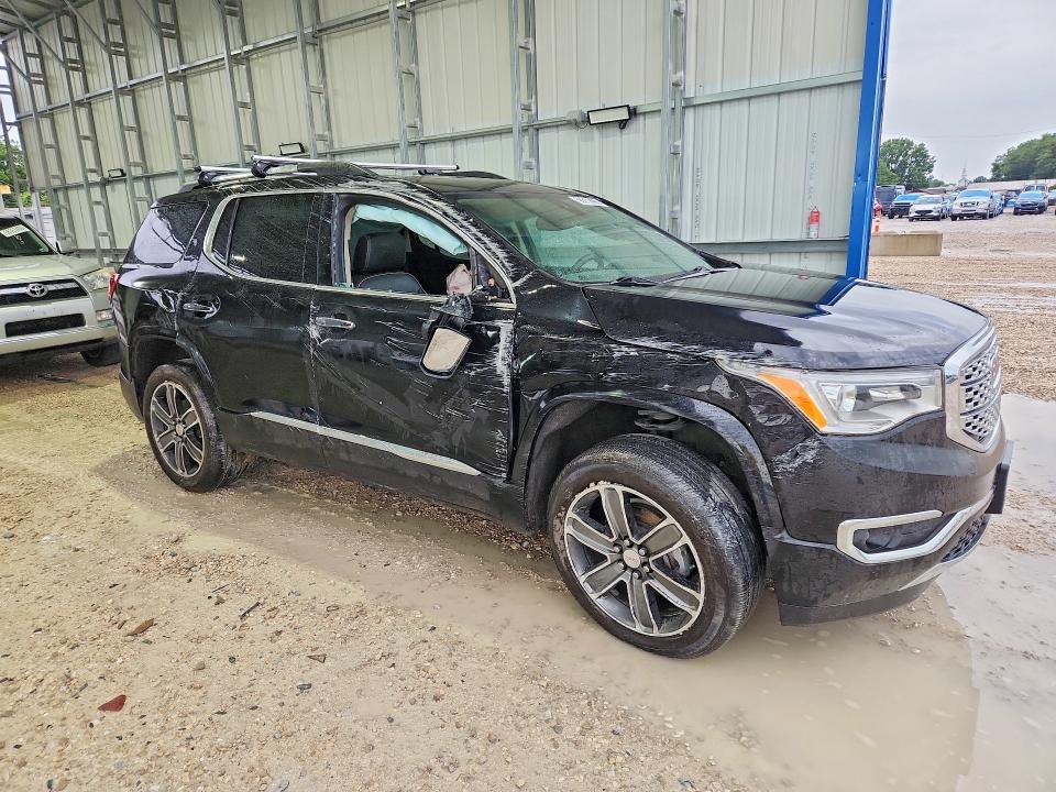 2017 GMC ACADIA DENALI — Фото 4 из 12