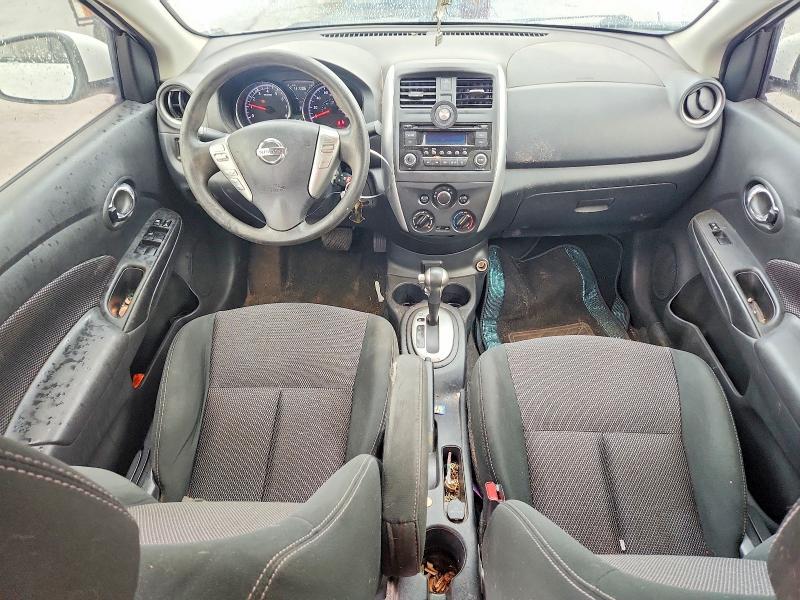 2017 NISSAN VERSA 1.6 SV — Фото 8 из 12