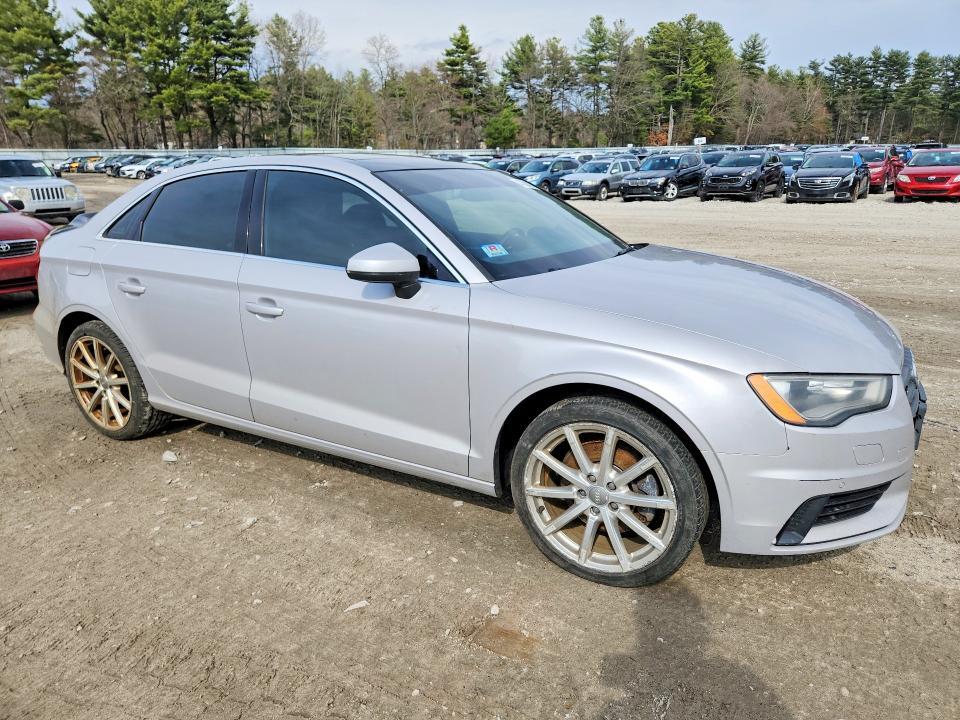 2015 AUDI A3 PREMIUM — Фото 4 из 12