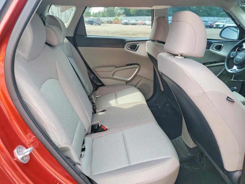 2022 KIA SOUL LX — Фото 10 из 12