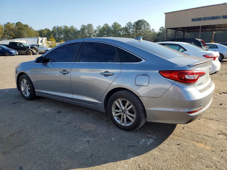 5NPE24AF5GH372473 2016 HYUNDAI SONATA photo no. 2