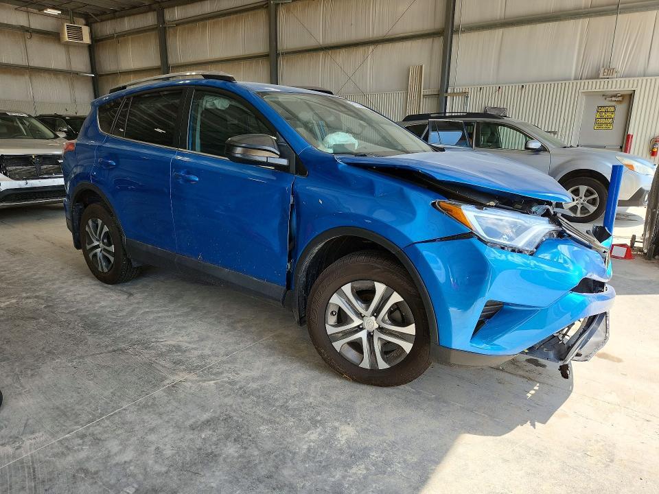 2017 TOYOTA RAV4 LE — Фото 4 из 13