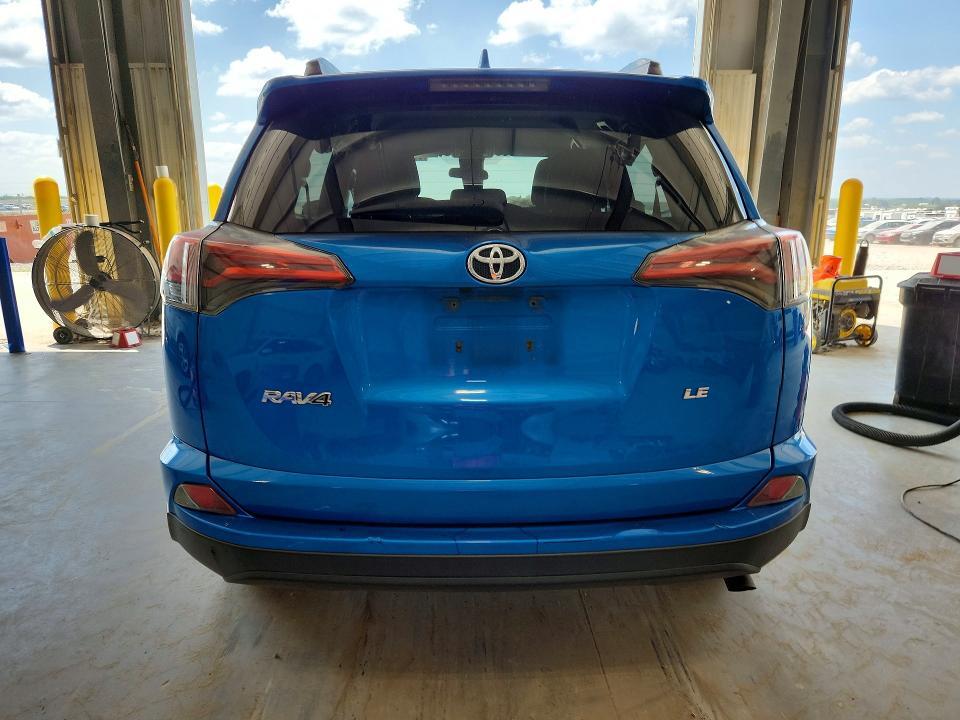 2017 TOYOTA RAV4 LE — Фото 6 из 13