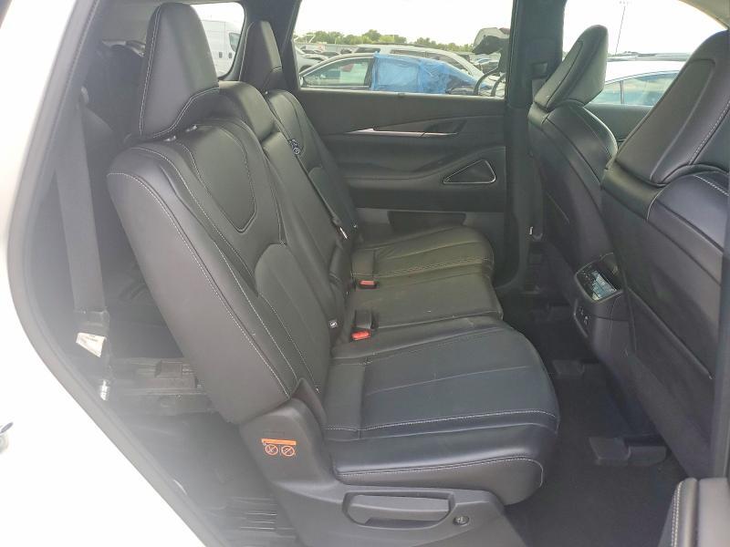 2023 INFINITI QX60 SENSORY — Фото 10 из 13