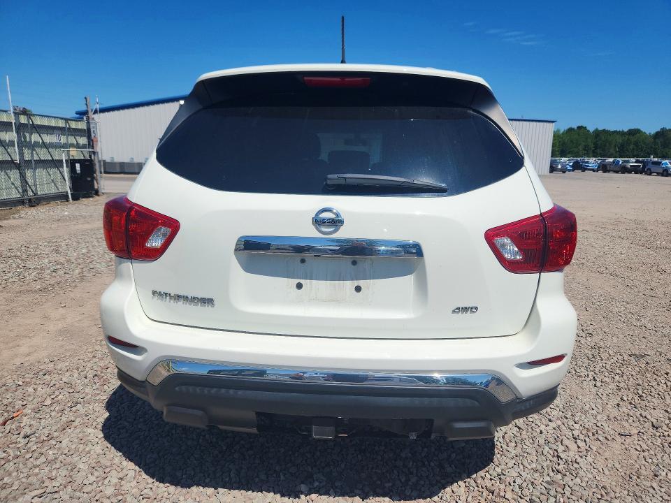 2018 NISSAN PATHFINDER S — Фото 6 из 13