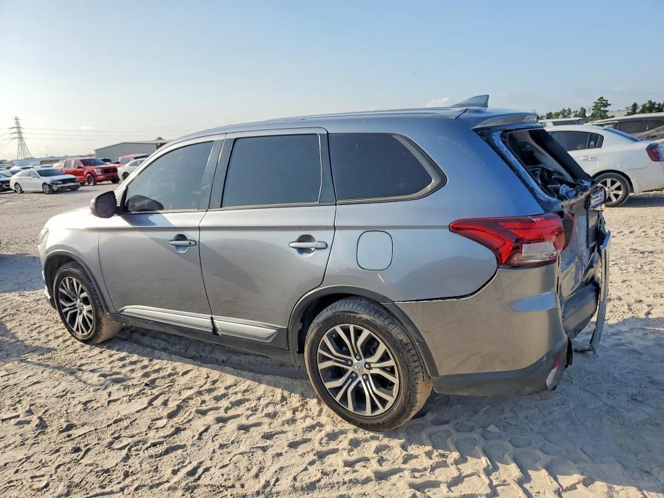2018 MITSUBISHI OUTLANDER ES — Фото 2 из 13