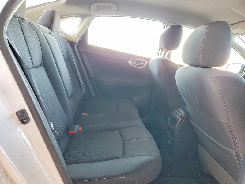 2018 NISSAN SENTRA S — Фото 10 из 13