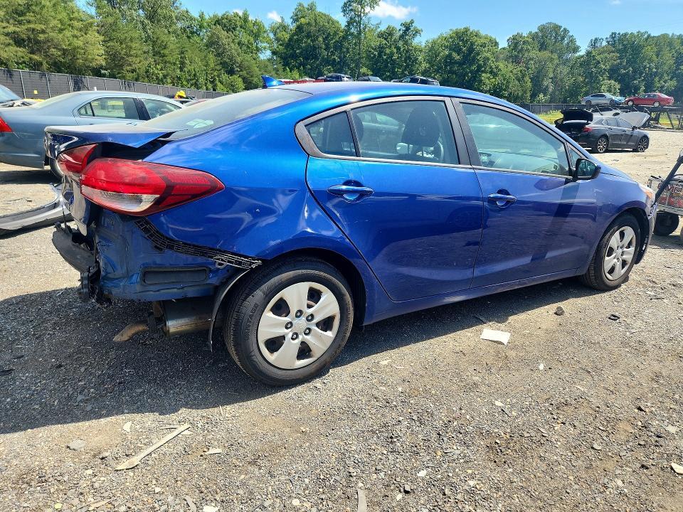 2017 KIA FORTE LX — Фото 3 из 13