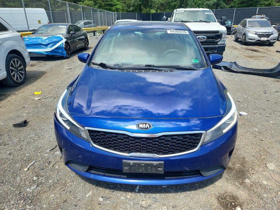 2017 KIA FORTE LX — Фото 5 из 13