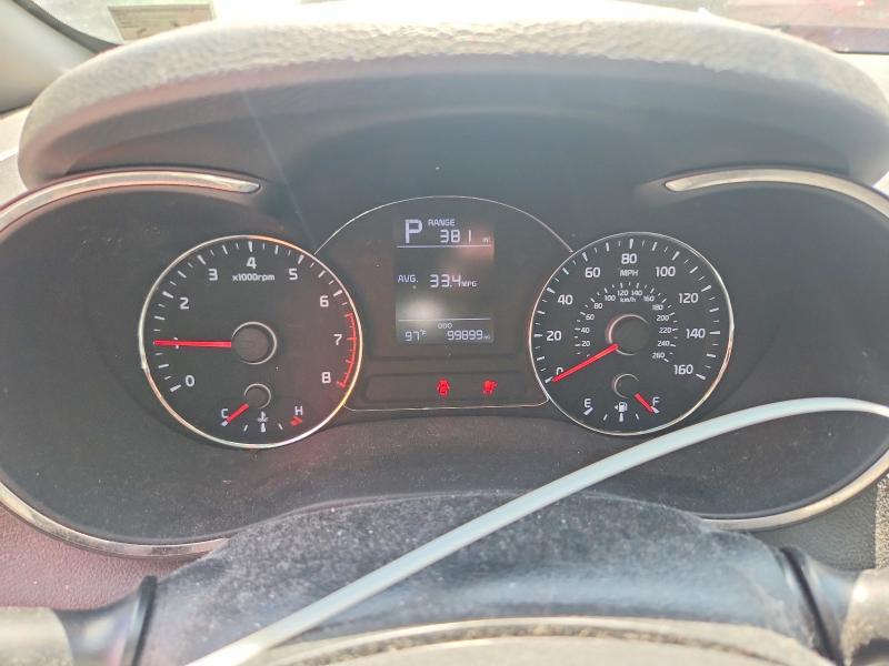 2017 KIA FORTE LX — Фото 9 из 13