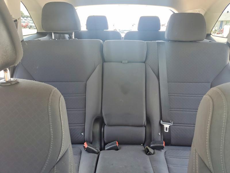 2016 KIA SORENTO LX V6 — Фото 10 из 13