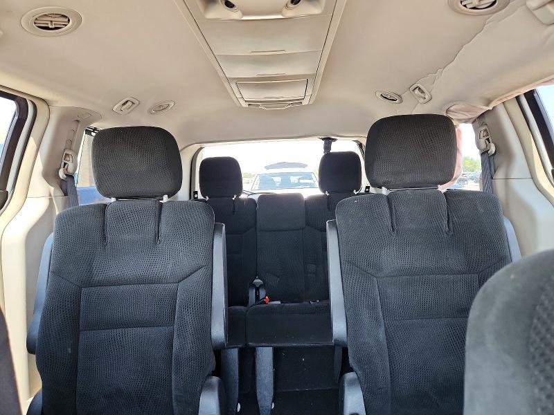 2016 CHRYSLER TOWN & COUNTRY TOURING — Фото 10 из 14