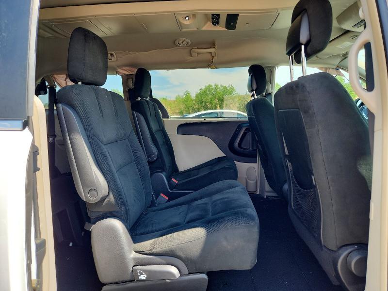 2016 CHRYSLER TOWN & COUNTRY TOURING — Фото 11 из 14
