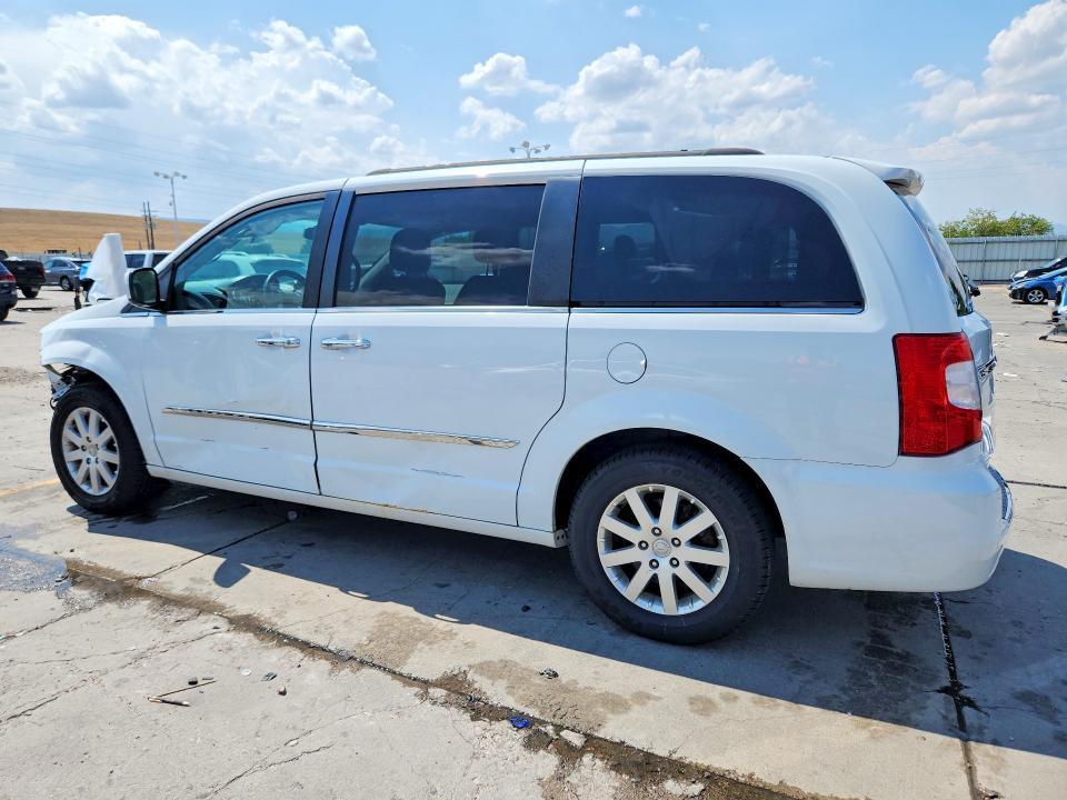 2016 CHRYSLER TOWN & COUNTRY TOURING — Фото 2 из 14