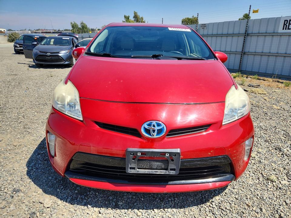 2015 TOYOTA PRIUS TWO — Фото 5 из 13