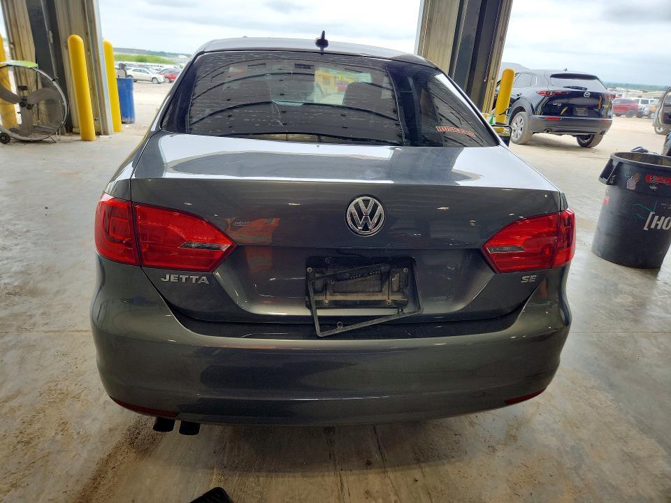 2014 VOLKSWAGEN JETTA SE — Фото 6 из 12