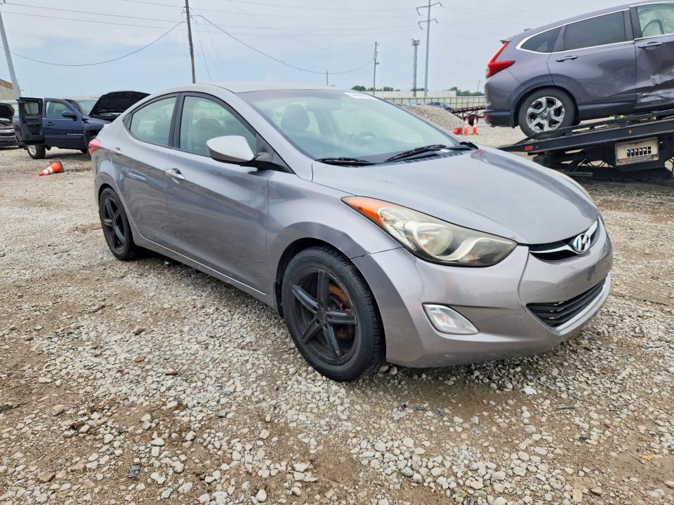 2013 HYUNDAI ELANTRA GLS — Фото 4 из 12