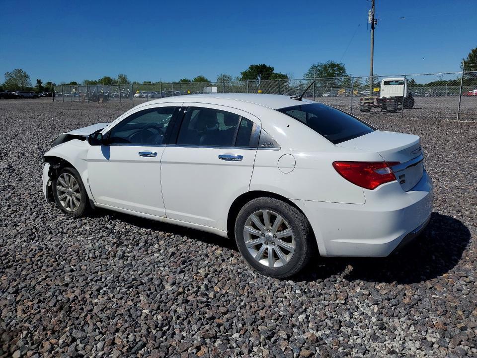 2013 CHRYSLER 200 LIMITED — Фото 2 из 12