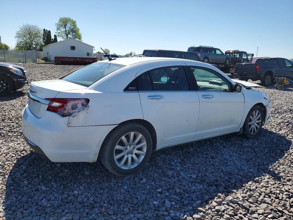 2013 CHRYSLER 200 LIMITED — Фото 3 из 12
