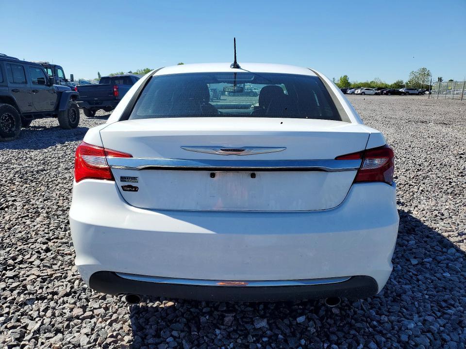 2013 CHRYSLER 200 LIMITED — Фото 6 из 12