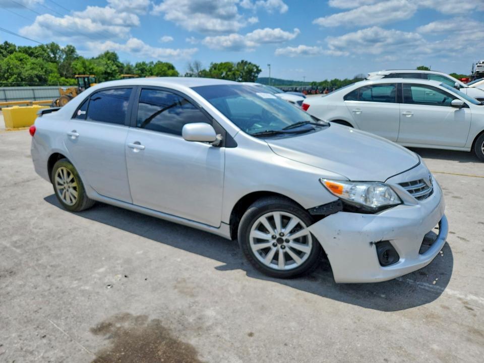 2013 TOYOTA COROLLA LE — Фото 4 из 12
