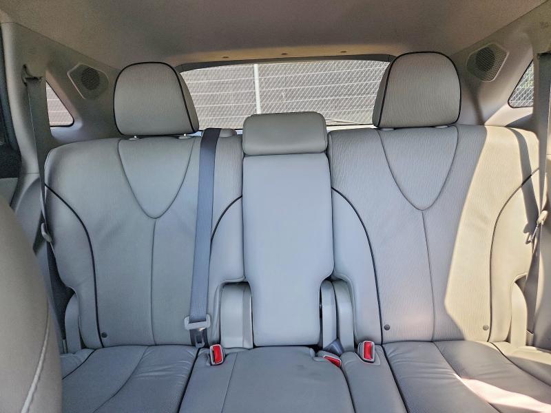2010 TOYOTA VENZA AWD V6 — Фото 10 из 13