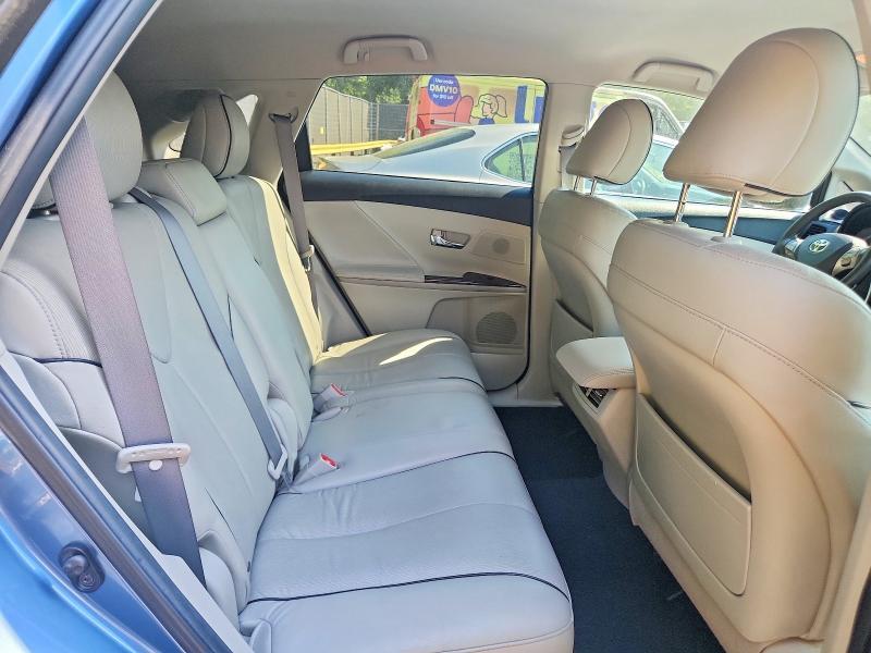 2010 TOYOTA VENZA AWD V6 — Фото 11 из 13