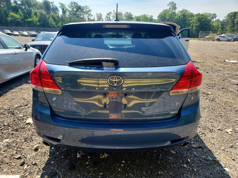 2010 TOYOTA VENZA AWD V6 — Фото 6 из 13