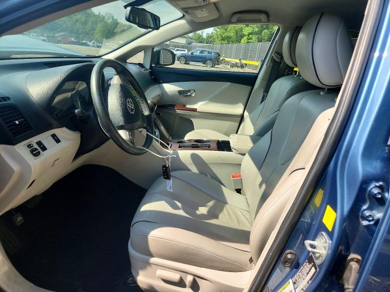 2010 TOYOTA VENZA AWD V6 — Фото 7 из 13