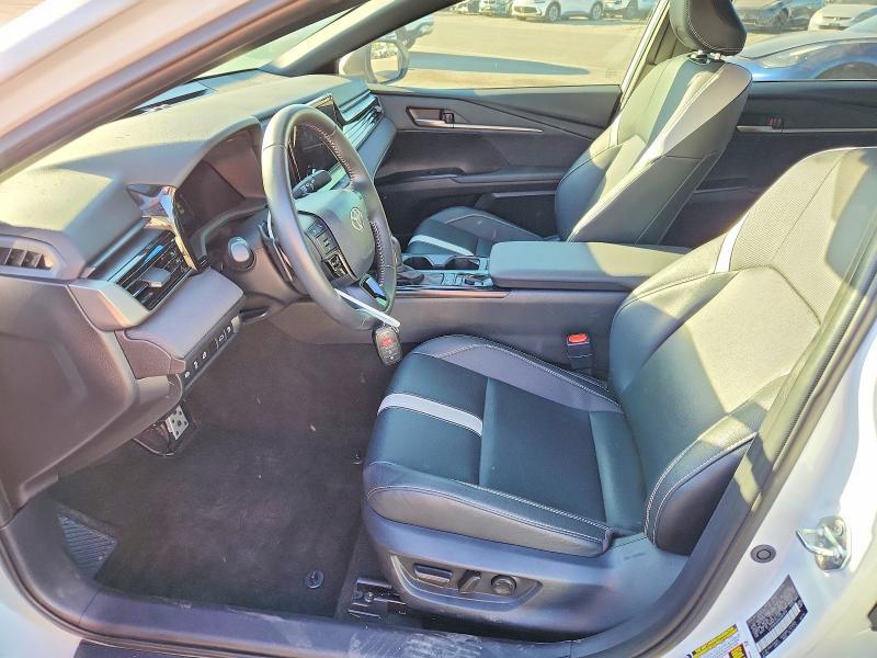2025 TOYOTA CAMRY SE — Фото 7 из 12