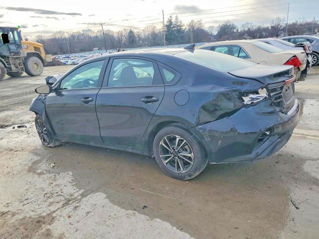3KPF24AD3RE798446 2024 KIA FORTE photo no. 2