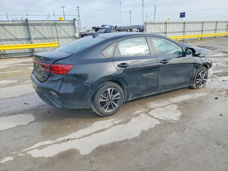 3KPF24AD3RE798446 2024 KIA FORTE photo no. 3
