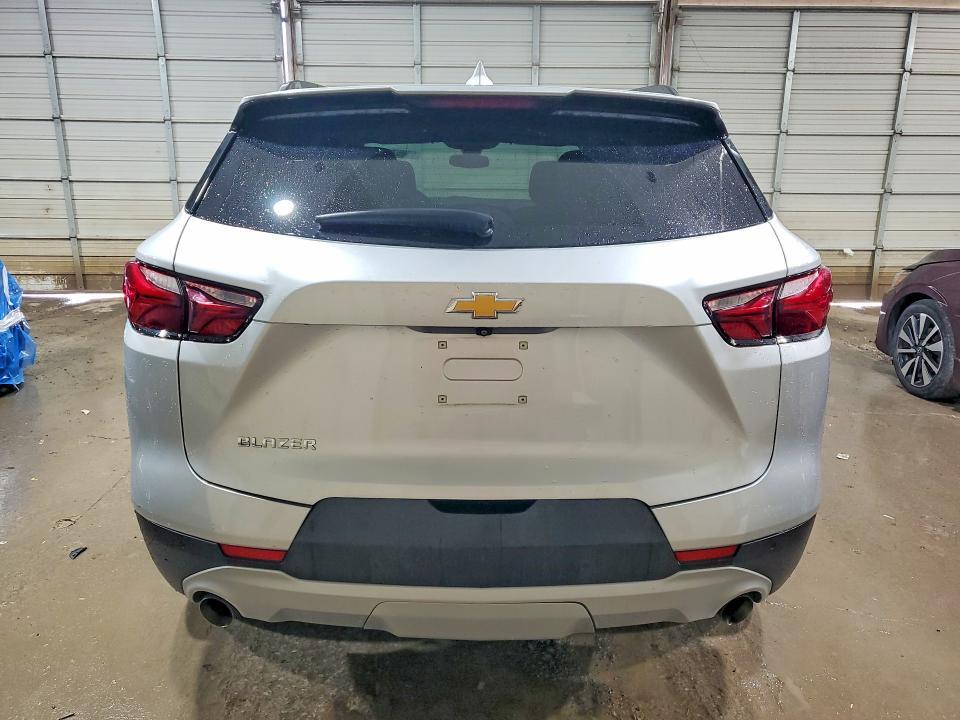 2022 CHEVROLET BLAZER 2LT — Фото 6 из 14