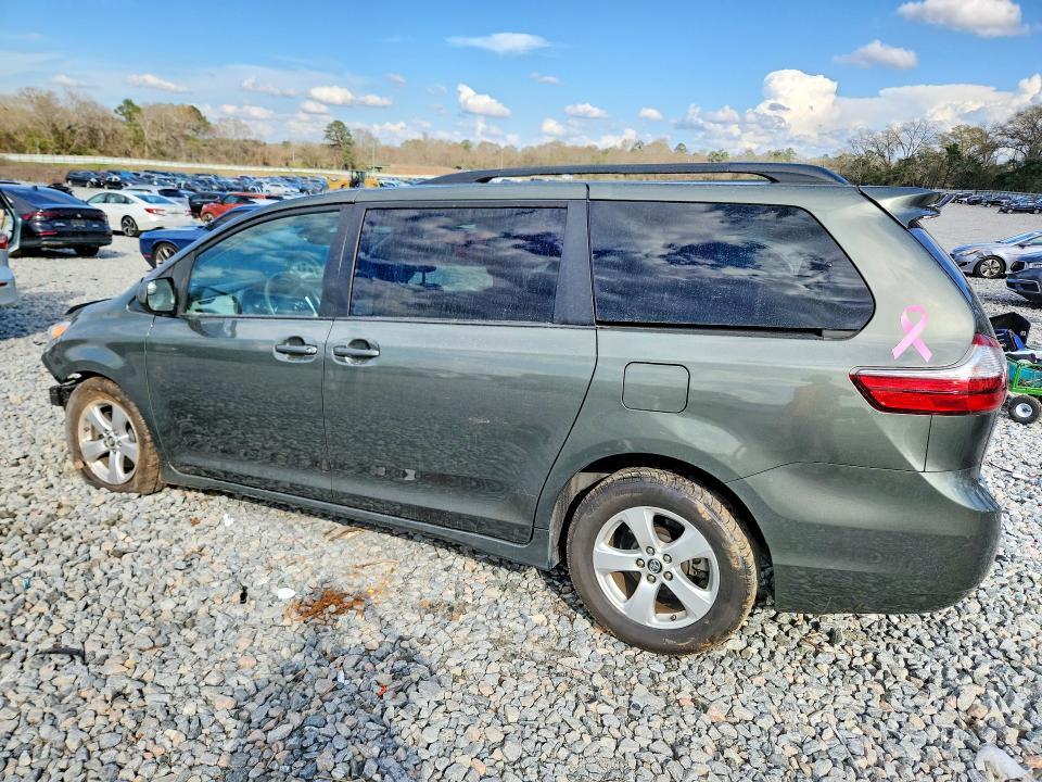 5TDKZ3DC0LS028371 2020 TOYOTA SIENNA photo no. 2