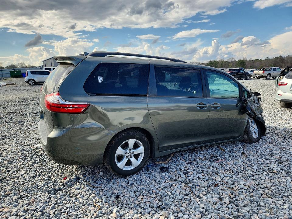 5TDKZ3DC0LS028371 2020 TOYOTA SIENNA photo no. 3