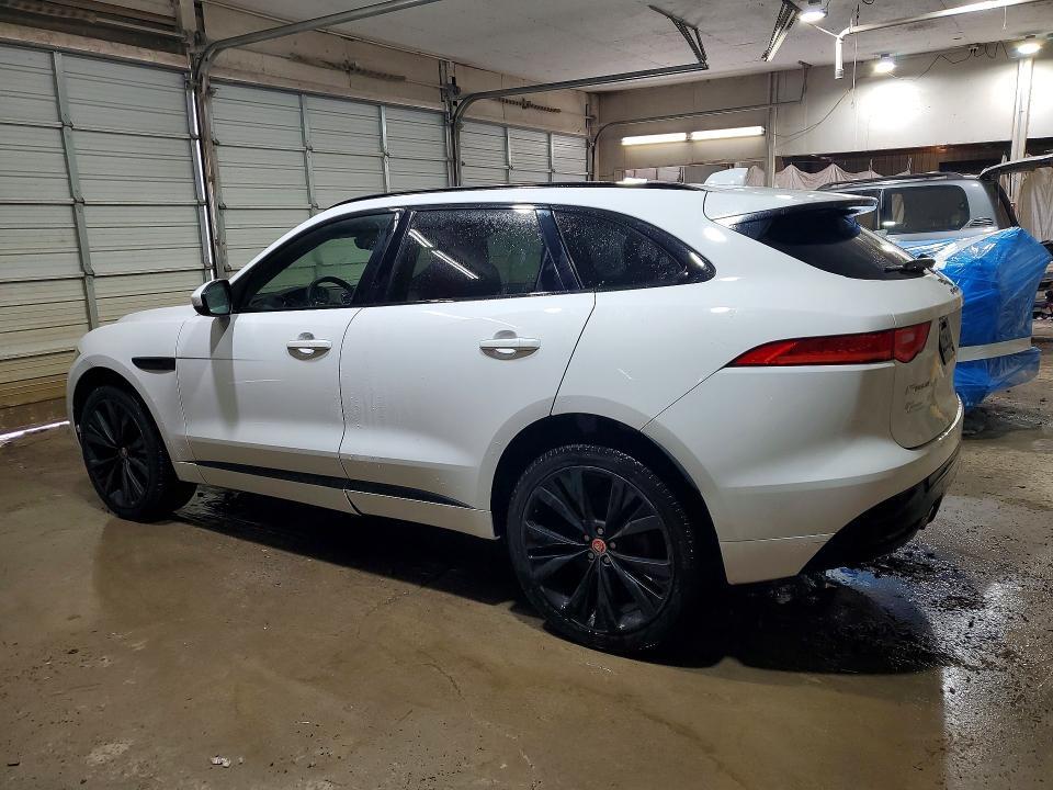 2017 JAGUAR F-PACE S — Фото 2 из 13