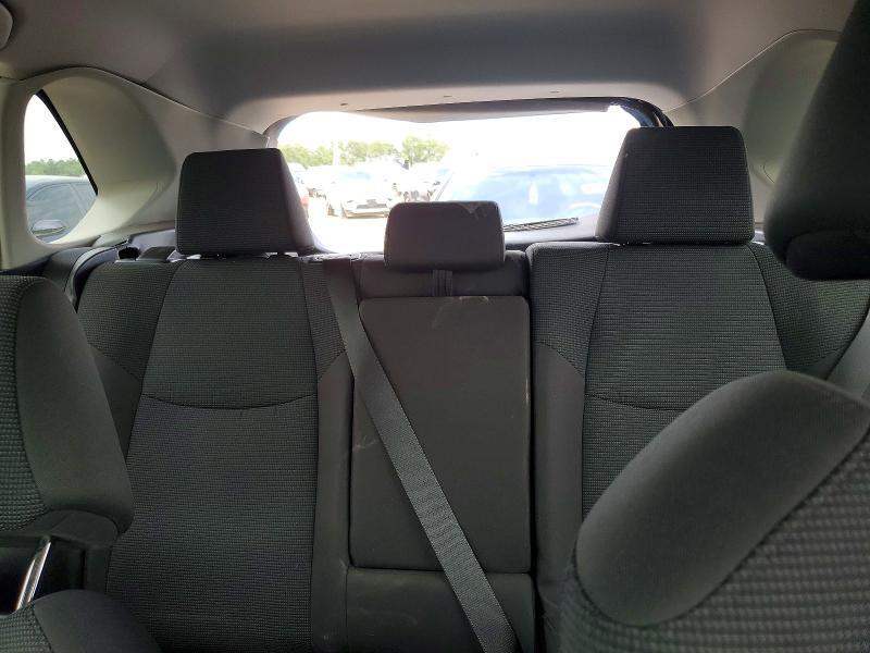 2025 TOYOTA RAV4 LE — Фото 10 из 14