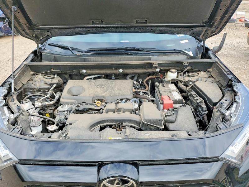 2025 TOYOTA RAV4 LE — Фото 12 из 14