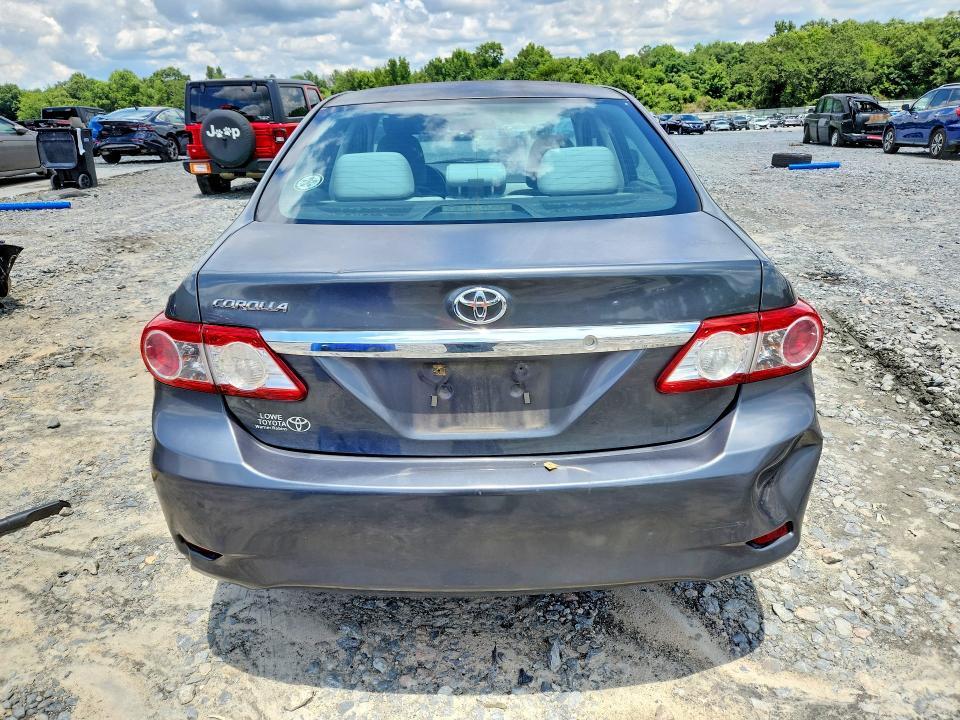 2T1BU4EE4DC110070 2013 TOYOTA COROLLA photo no. 6