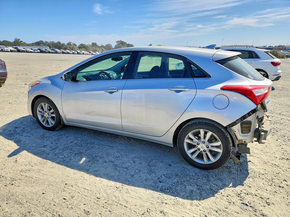 2013 HYUNDAI ELANTRA GT BASE — Фото 2 из 13