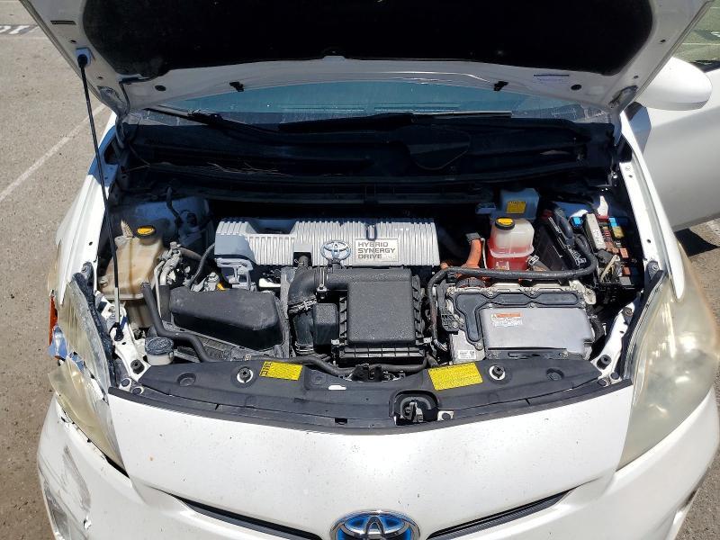 2012 TOYOTA PRIUS TWO — Фото 11 из 12