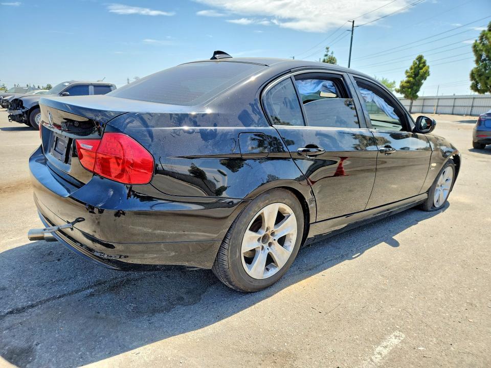 2011 BMW 328 XI — Фото 3 из 12