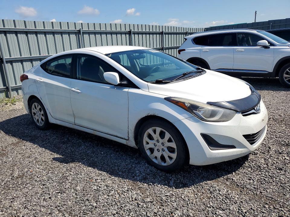 2016 HYUNDAI ELANTRA SE — Фото 4 из 12
